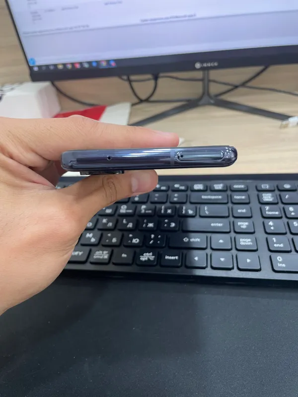 Samsung S20 FE 6/128 GB — фото 2