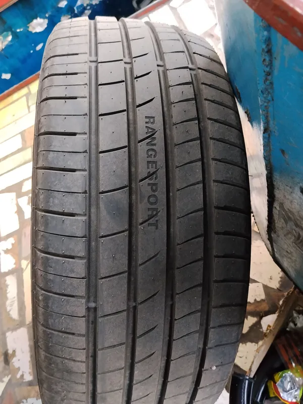 Dongfeng008 родные баллоны, новые, из салона 1 Dongfeng008 родные баллоны, новые, из салона 1
