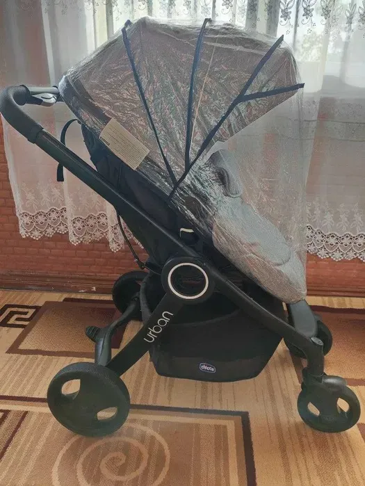 Коляска трансформер Chicco Urban продаётся