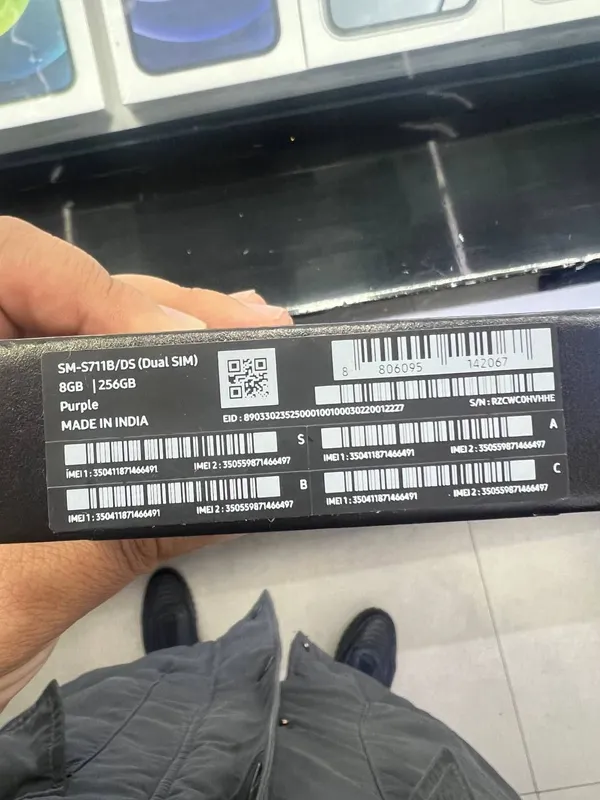 Samsung s23fe 5 Samsung s23fe 5