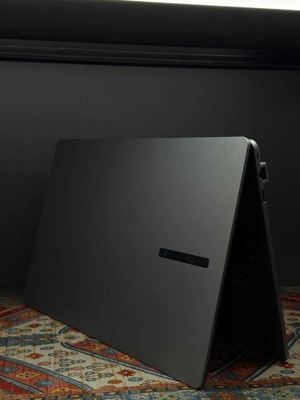 ASUS ExpertBook R5-150 / D5-8G/ 512G / 15.6" 60Hz 300nits/ Radeon 660M
