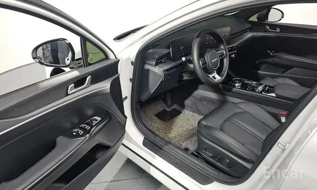 Kia K5 Gibrid 1.6 Turbo Koreadan zakazga obkeberamiz CIP 25000$ 8 Kia K5 Gibrid 1.6 Turbo Koreadan zakazga obkeberamiz CIP 25000$ 8
