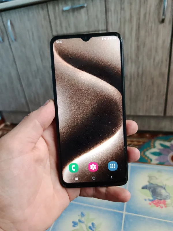 Samsung A12 sotiladi 1
