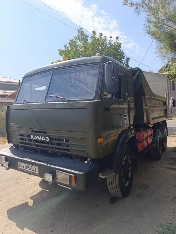Kamaz samasval srochna sotiladi