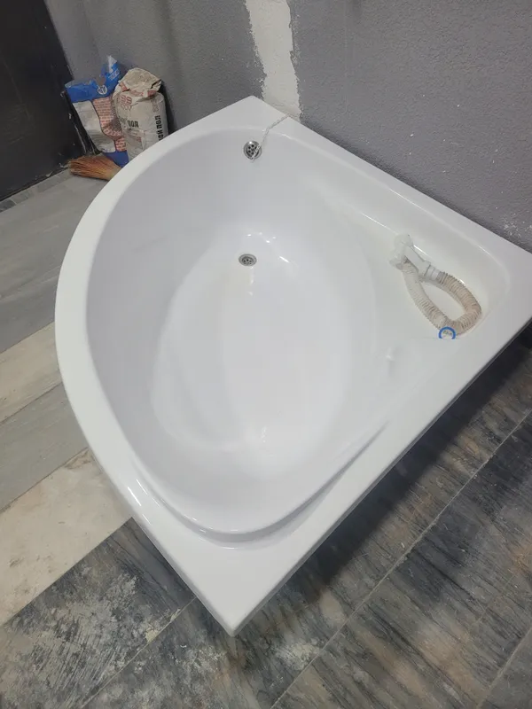 sotmoqchiman vanna 130×130 narxini keliwamiz 1
