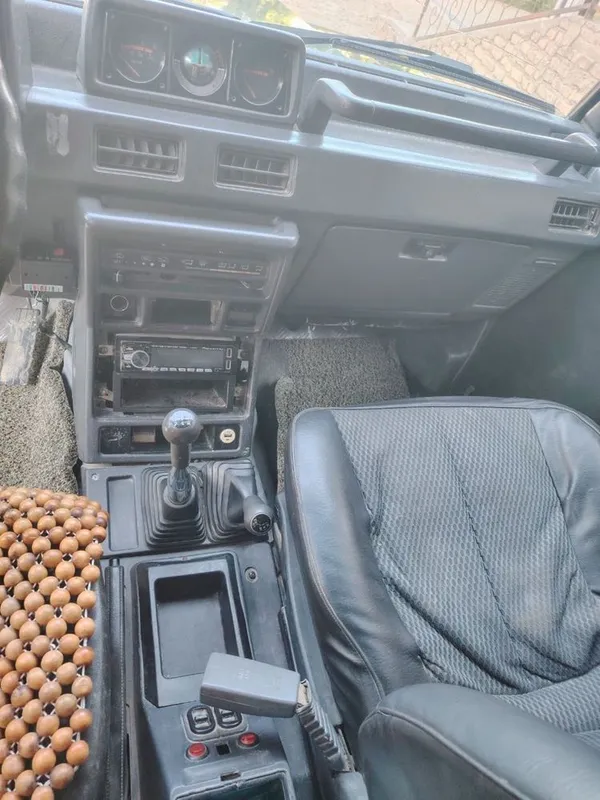 Mitsubishi Pojero 5