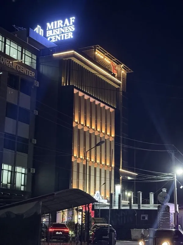 Бизнес центр 400кв.м 3