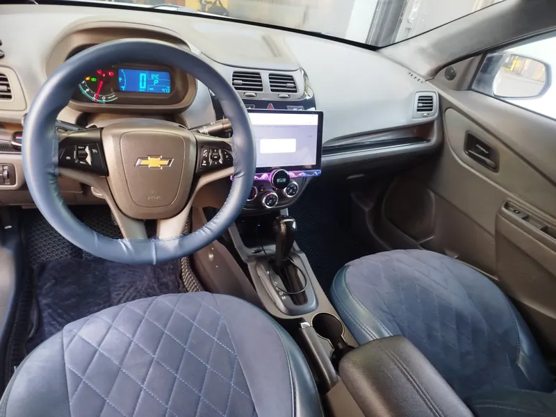 Chevrolet Cobalt 4