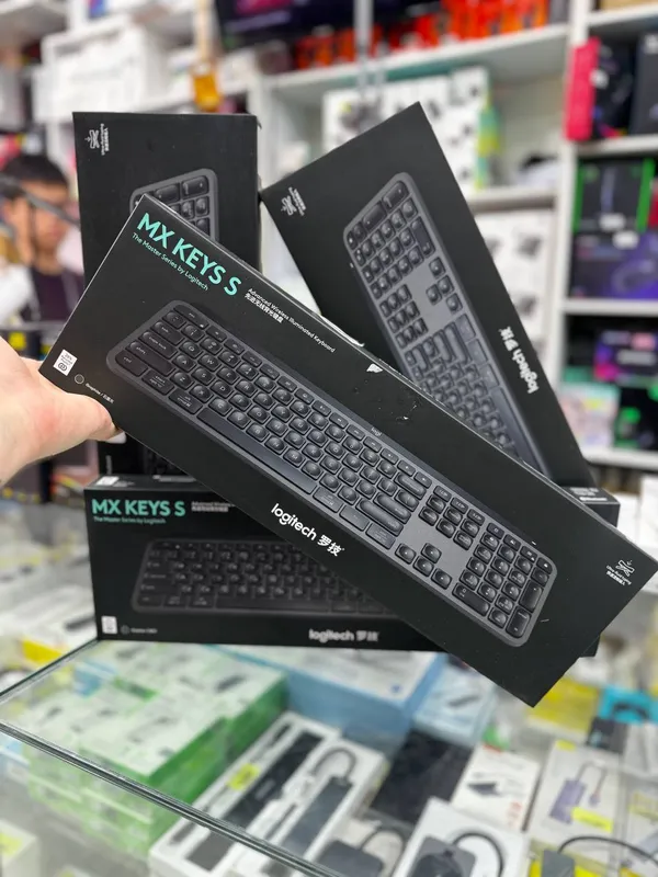 MX Keys S Logitech клавиатура
