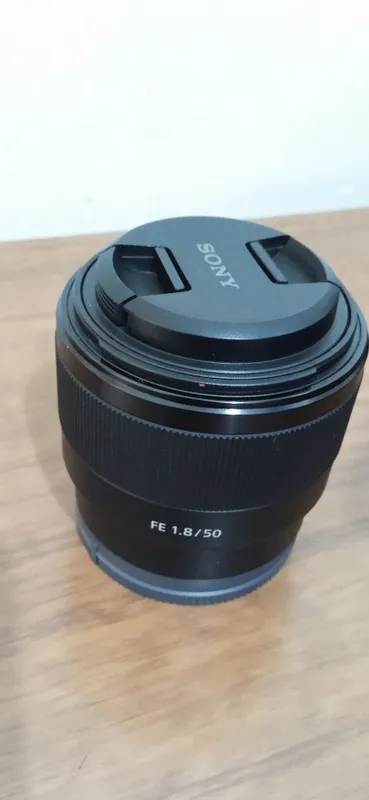 Sony FE 50mm f1.8 портретный объектив Sony FE 50mm f1.8 портретный объектив