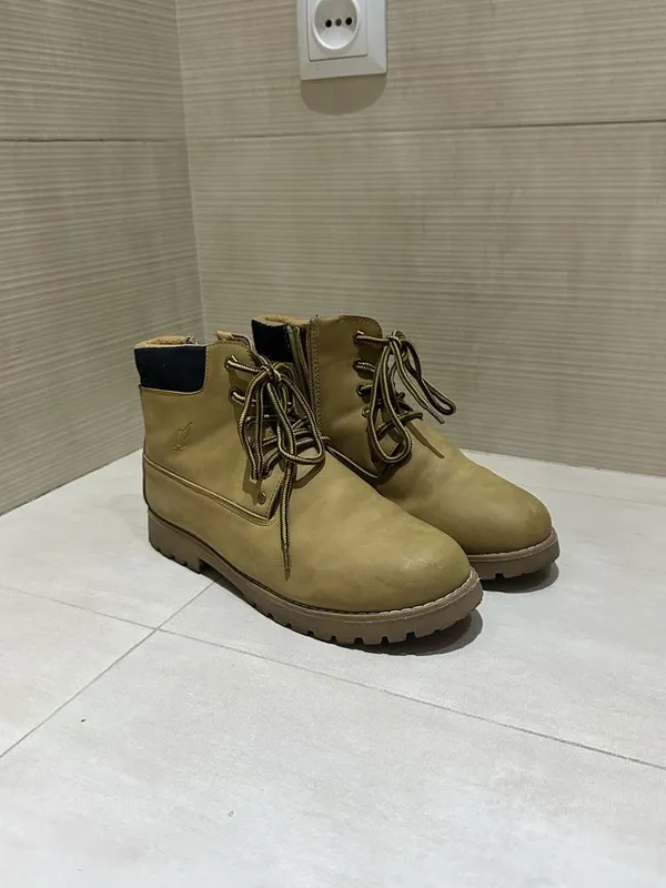 Зимние ботинки (бу) 40-41 размера