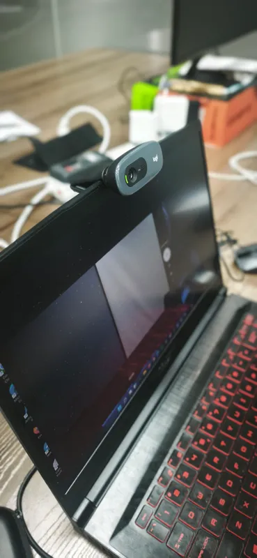 Logitech veb-kamera 5