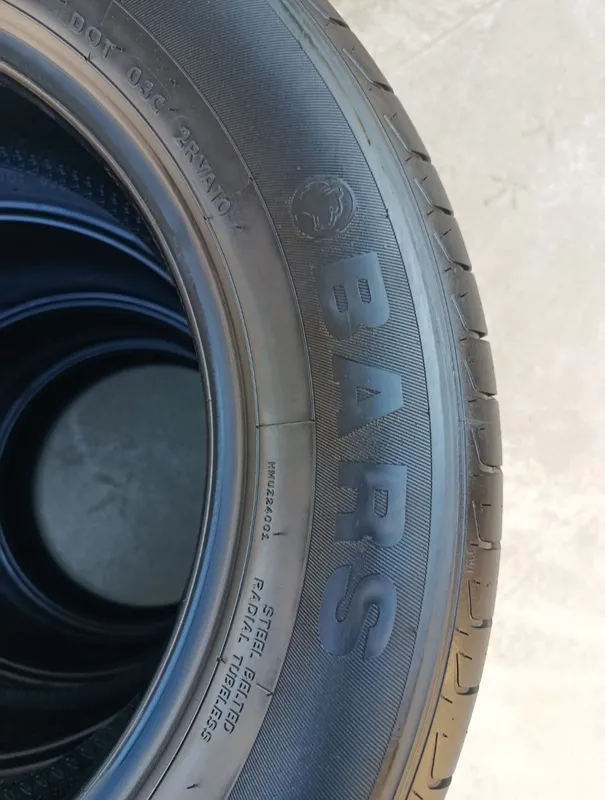 Balon sotiladi 215/60 R16 Ideal xolatda — фото 3