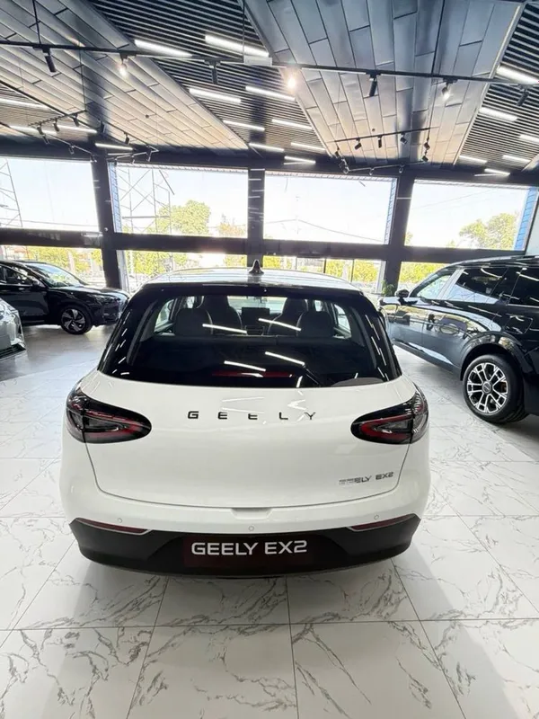 Geely ex2 2026 rasrochka bor 4 Geely ex2 2026 rasrochka bor 4