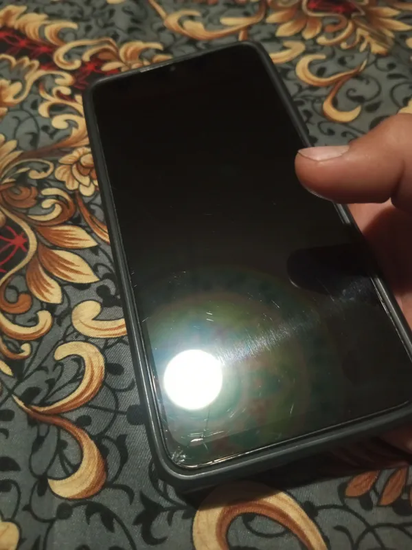 Redmi 9t 128GB 4+2RAM PUBG 60 FPS 5