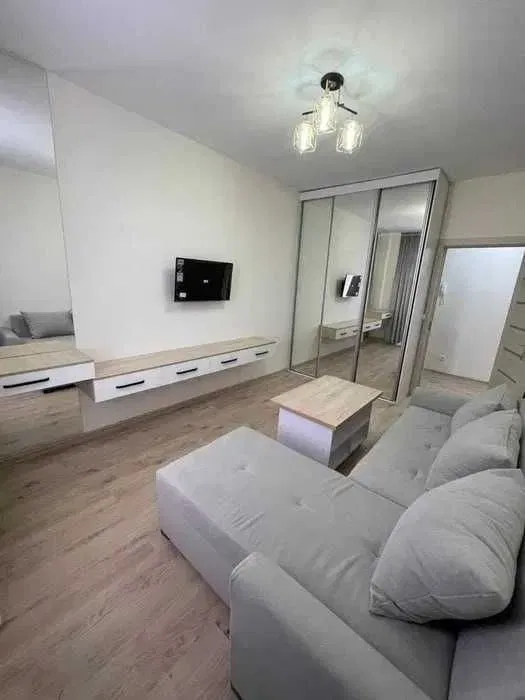 SHOSHILINCH Almazar Cityda shinam 1 xonali kvartira ijaraga beraman 2
