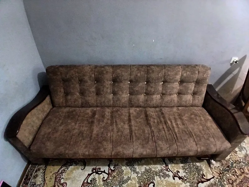 Divan transformer 1