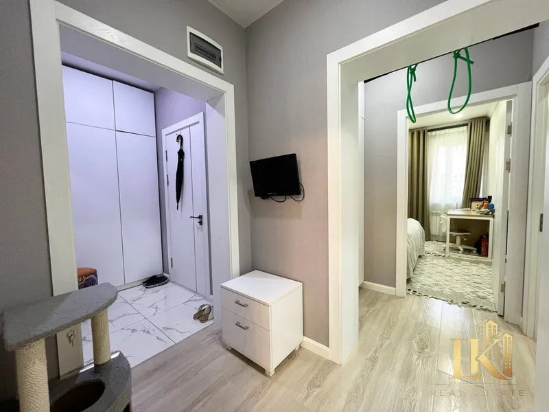 3 xonali kvartira sotiladi, 71 m², 5/9, Yakkasaroy tumani 5
