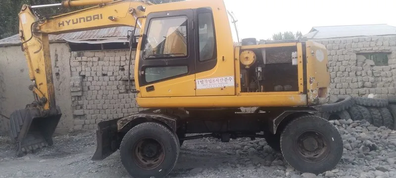 Ekskavator HYUNDAI 1400 2 Ekskavator HYUNDAI 1400 2