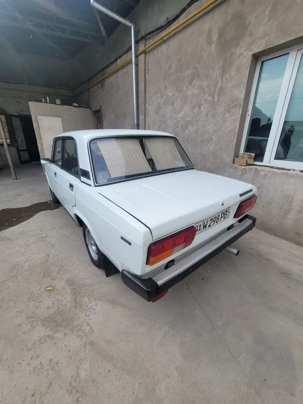 Vaz 2105 05mator Yili 1990 Probek 104400km Rul taraf krilo eshida k 5 Vaz 2105 05mator Yili 1990 Probek 104400km Rul taraf krilo eshida k 5