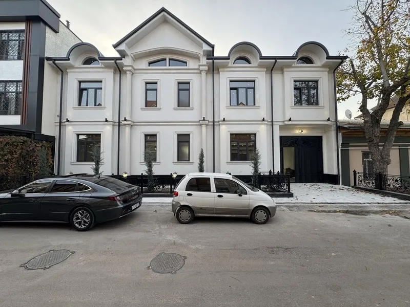 Ор-р: Улица Никитина Продается Новый Евро Дом 5,5.соток 600м2 8.комнат