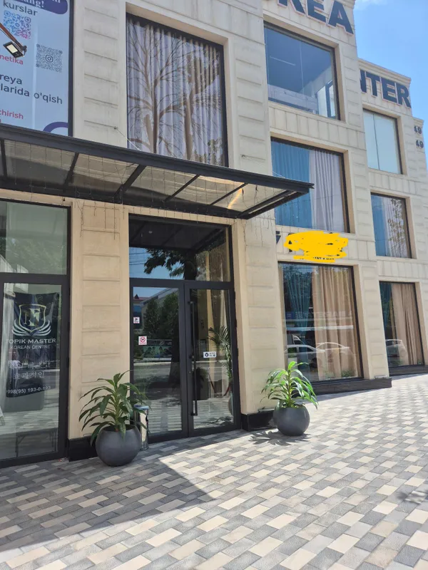 Продаётся готовый европейский ресторан в площадью 632 кв.м