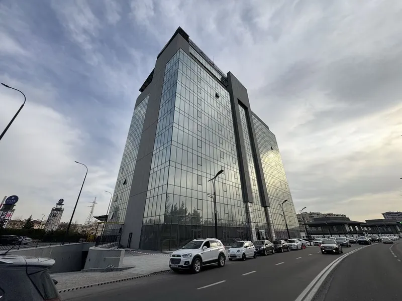 Сеул мун | Next - Продается нежилое помещение вдоль дороги бц 54м2 — фото 1