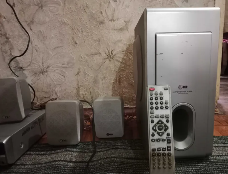 LG LH-D6240 dvd/cd receiver uy kinoteatri 3