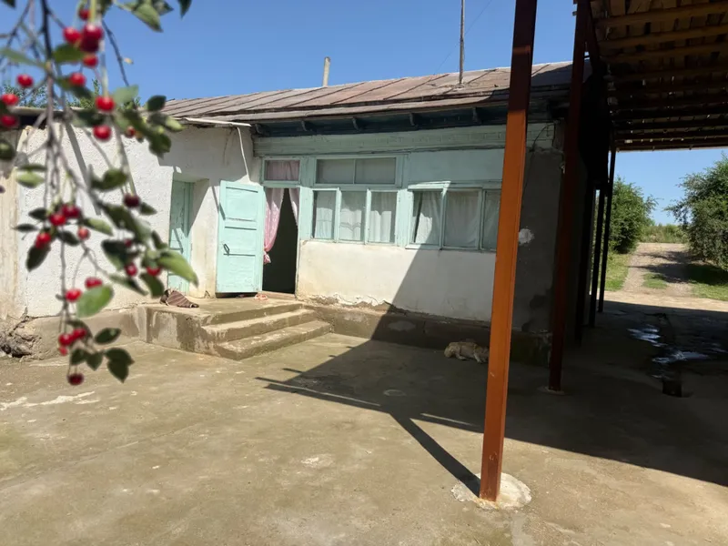 Hovli sotiladi , qurilgan uyi ham bor ichida — фото 5