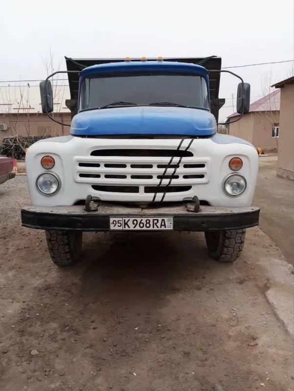 Zil sotiladi narx 70mln 2 Zil sotiladi narx 70mln 2