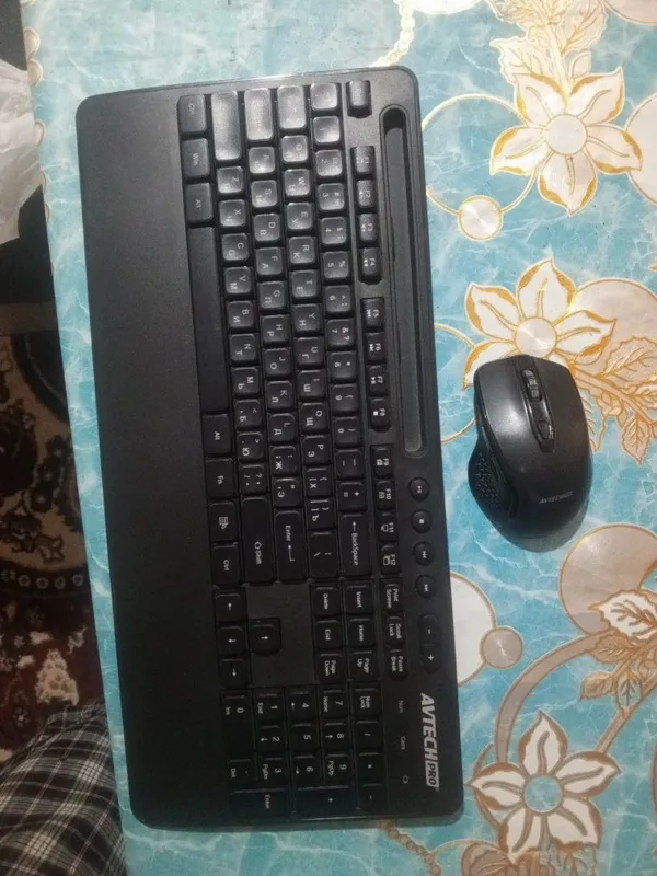 Беспроводной комплект клавиатуры и мыши Wireless Combo AVTECH Pro CW60 1