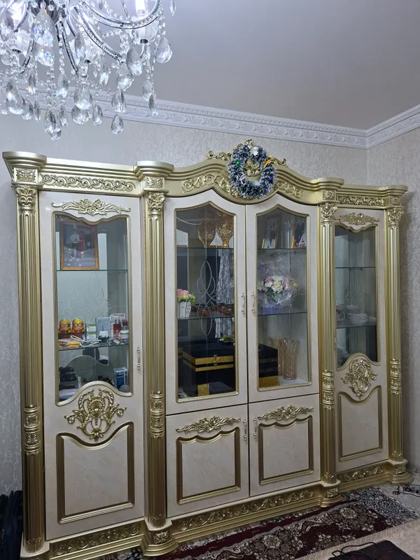 Сервант 1 Сервант 1