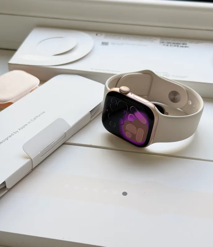 Apple iWatch 10 Gold 42mm 100% 3