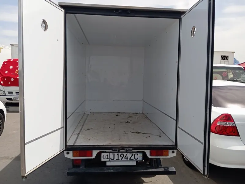 Labo 2025 yil 30 000 probeg 2