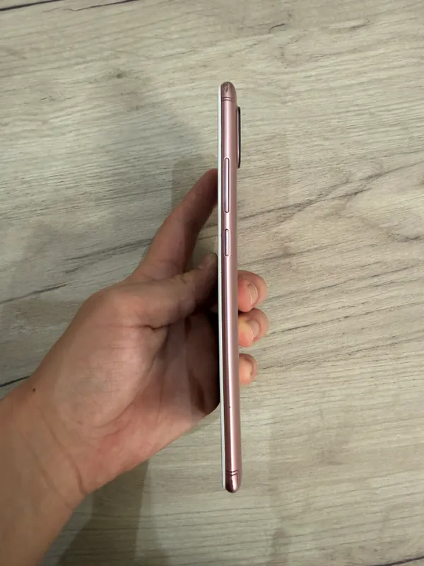 Redmi s2 / arzon telefon sotiladi 6 Redmi s2 / arzon telefon sotiladi 6