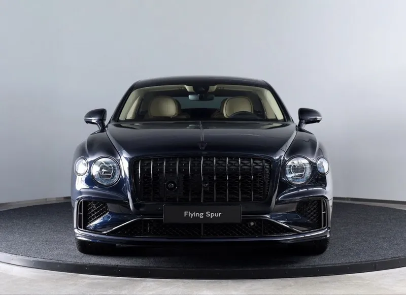 Bentley Flying Spur Azure V8 2026 2 Bentley Flying Spur Azure V8 2026 2