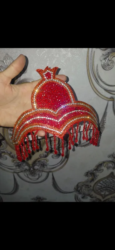 diadema kelinlar uchun