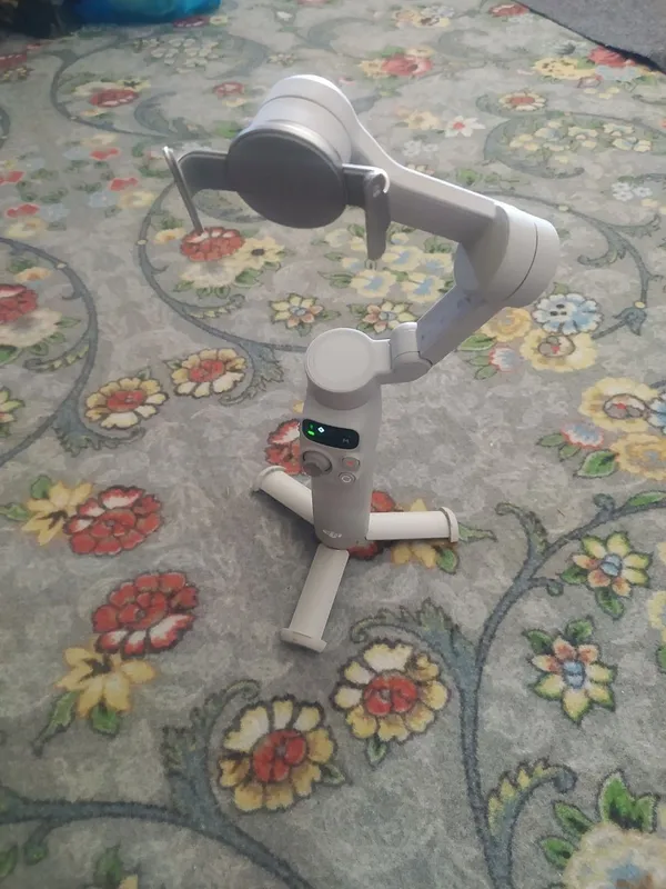 Stabilizator osmo 7 1oy ishlatilgan 2 Stabilizator osmo 7 1oy ishlatilgan 2