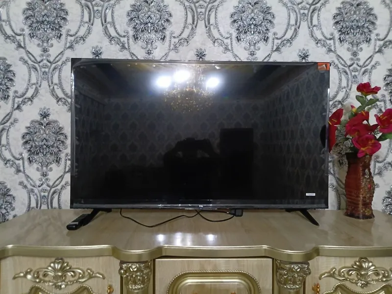 Tcl 43lik 4k smart televizor — фото 1