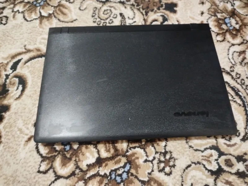 Lenovo noutbook