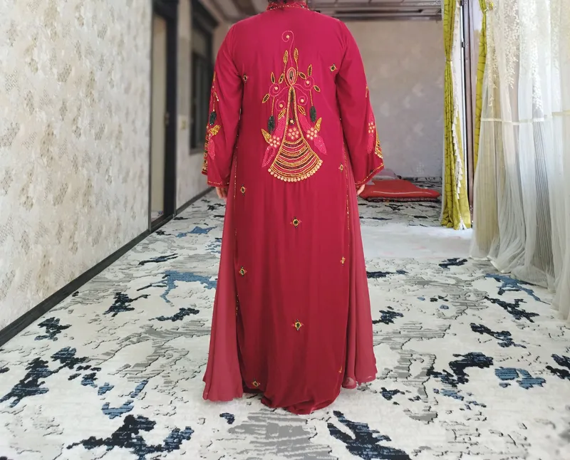 Ayollar kiyimi Abaya — фото 2
