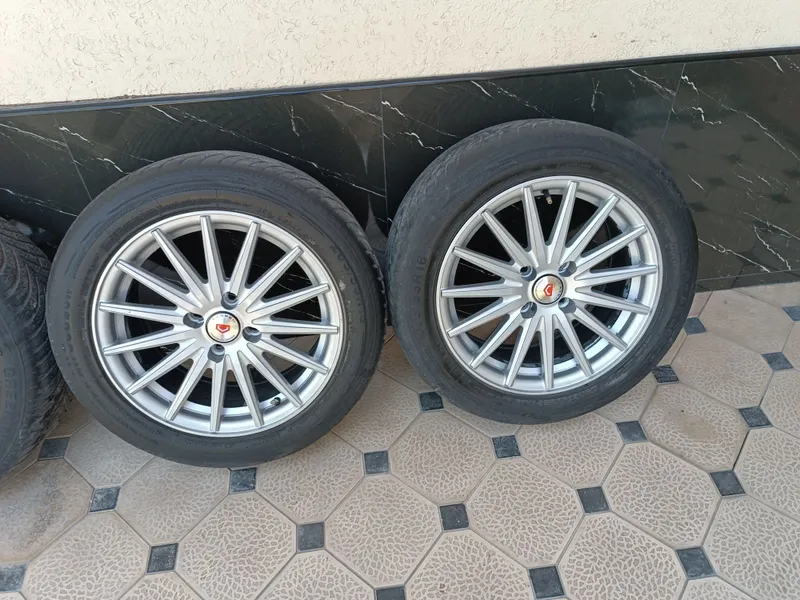 Vossen Diska 205 55 R16 Holati Ortacha — фото 2