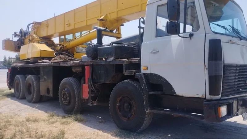 MAZ Автокран 50 тонналик срочно сотилади 5 MAZ Автокран 50 тонналик срочно сотилади 5