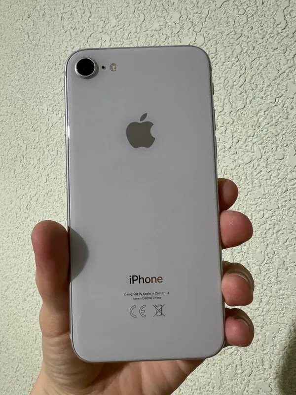 Iphone 8 64gb — фото 1