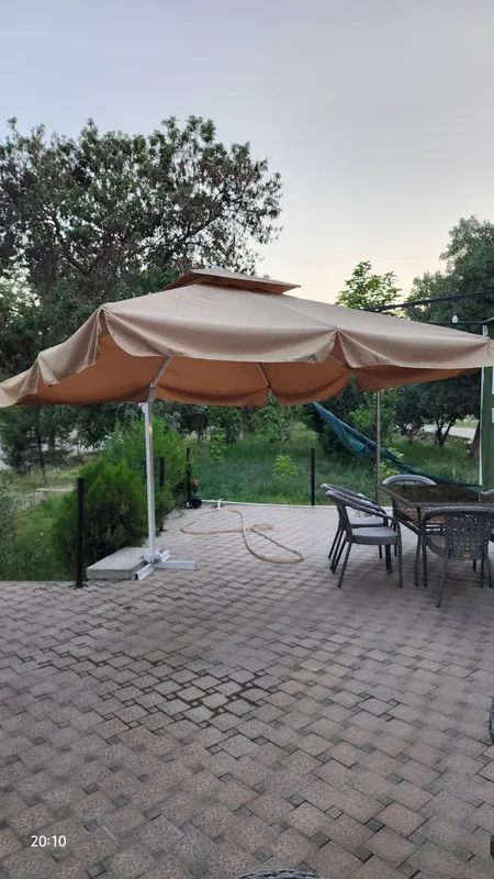 Продаётся зонт новый 2