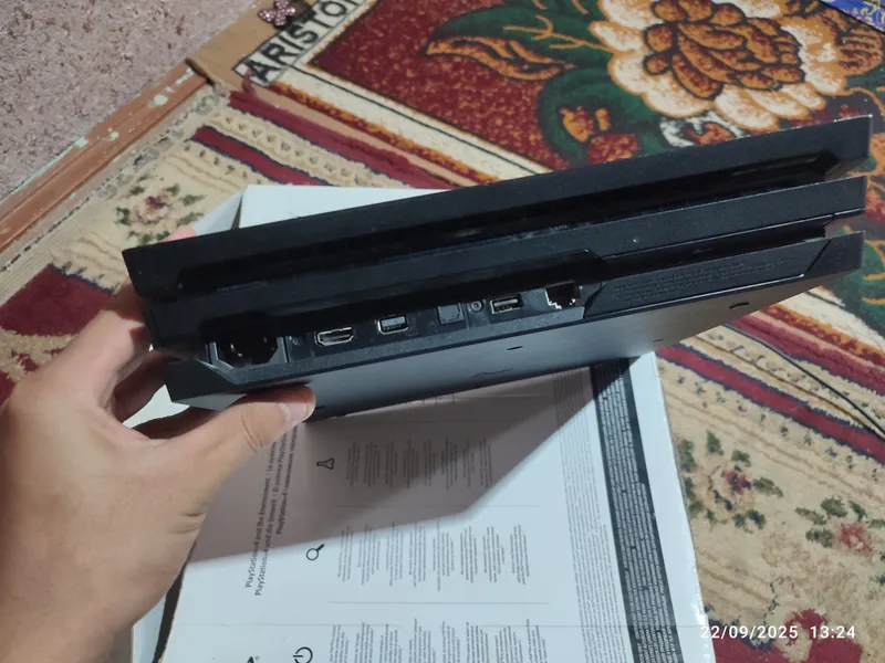 Ps4 pro 4k yangidek 1 Ps4 pro 4k yangidek 1