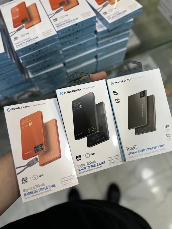 Ultra slim Power bank MagVolt Ultra slim Power bank MagVolt