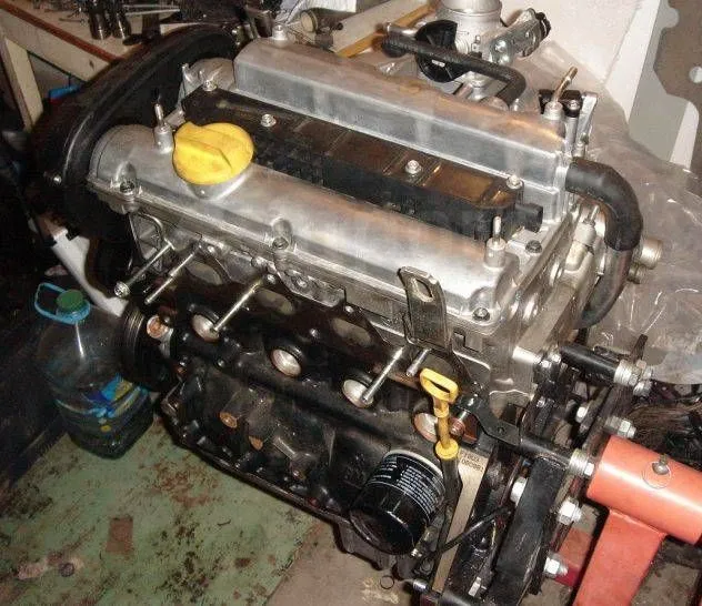 Мотор Lacetti 1,8 F18D3