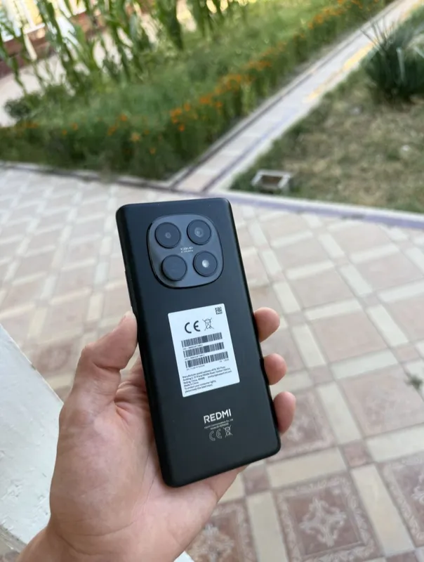 Redmi note 15 karobka dokument 1