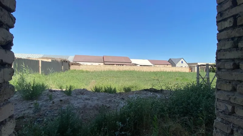 Срочно Хива Огохийда 10 хонали уй сотилади йул юзинда — фото 3